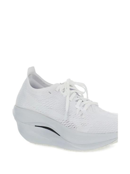 Comme des Garcons White Low-Top Sneakers