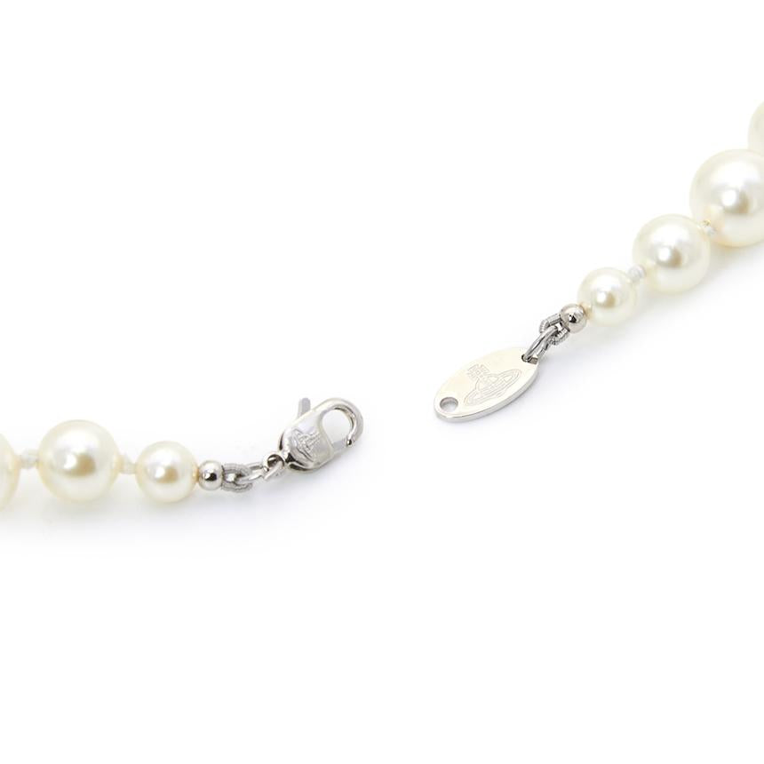 Vivienne Westwood One Row Pearl Bas Relief Women’s Choker Neckla 63010106 02P104