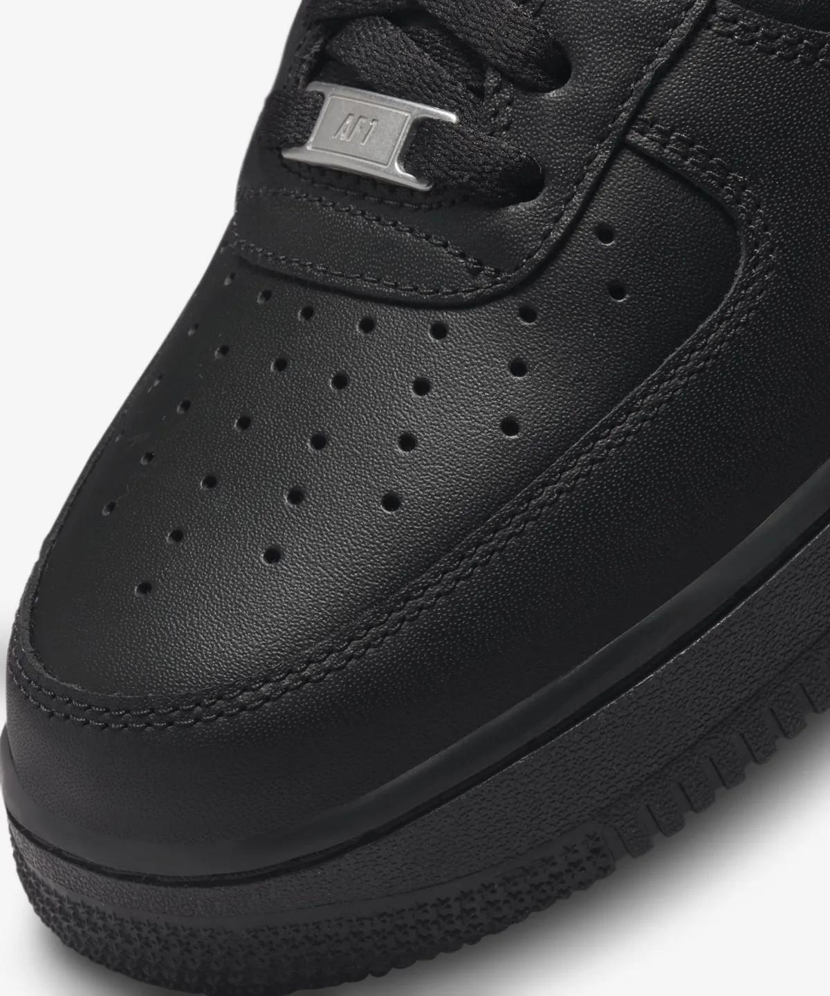 Nike Air Force 1 ’07 Low Triple Black Leather Sneakers CW2288 001