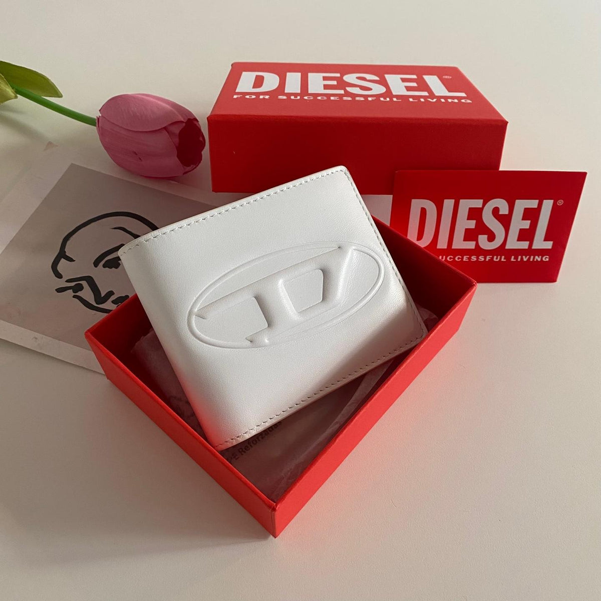 DIESEL Men's White Leather D Logo Bifold Wallet X08433PR818 H6196