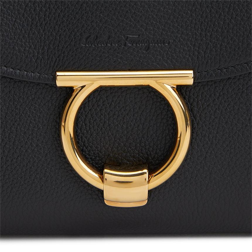Ferragamo Gancini Leather Tote Bag for Women 21 H493 NERO 0720168
