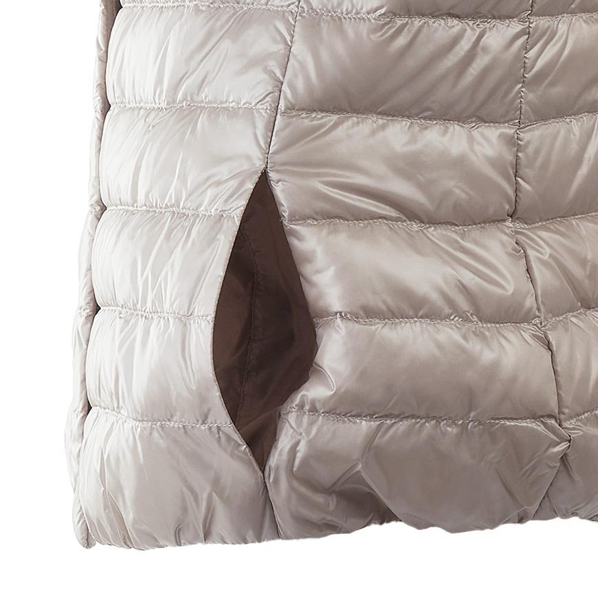 Herno Emilia Short-Sleeve Down Puffer Jacket Women Black PI0110DIC 12017 Z 1985