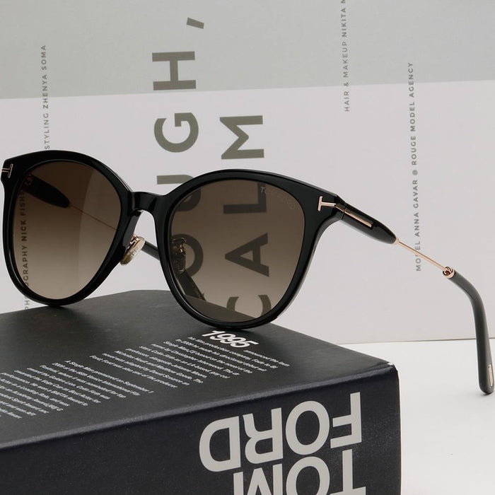 TOM FORD Black Acetate Oversized Sunglasses Brown Gradient Asian Fit TF1140K 01F