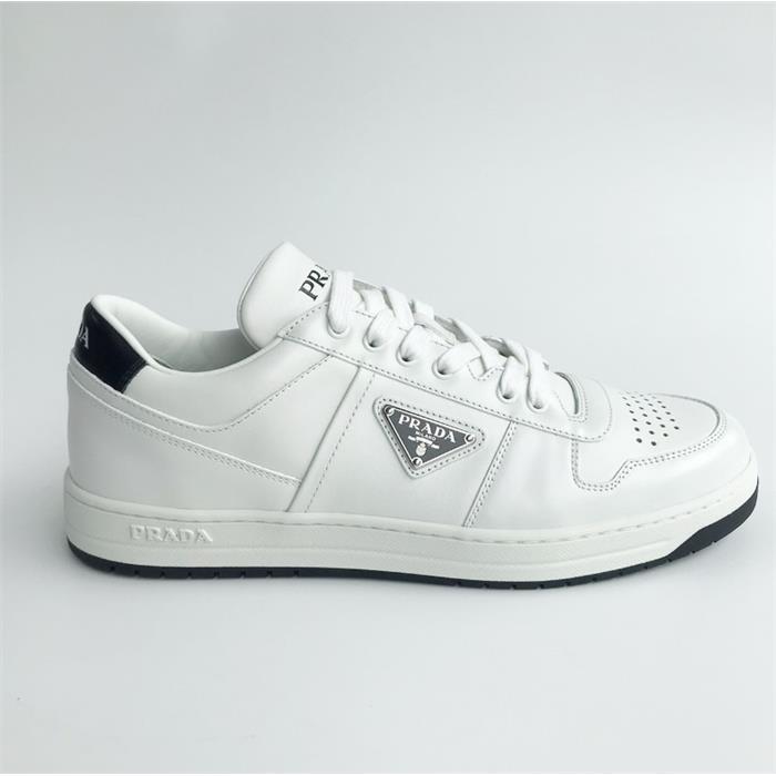 PRADA Logo Low-Top Sneakers 2EE364