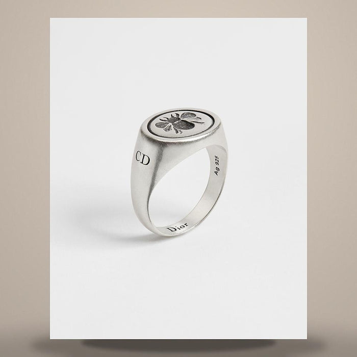 DIOR Cameo Bee Signet Ring Antique Finish Silver R3048HOMST D906