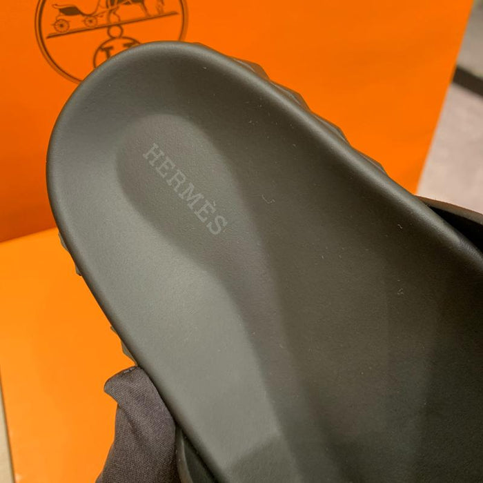 HERMES Men’s Infra Sandals Calfskin Suede Black Slides