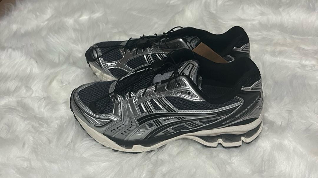 Asics GEL-Kayano 14 Unlimited Low-Top Sneakers Carrier Gray Black 1203A549 020