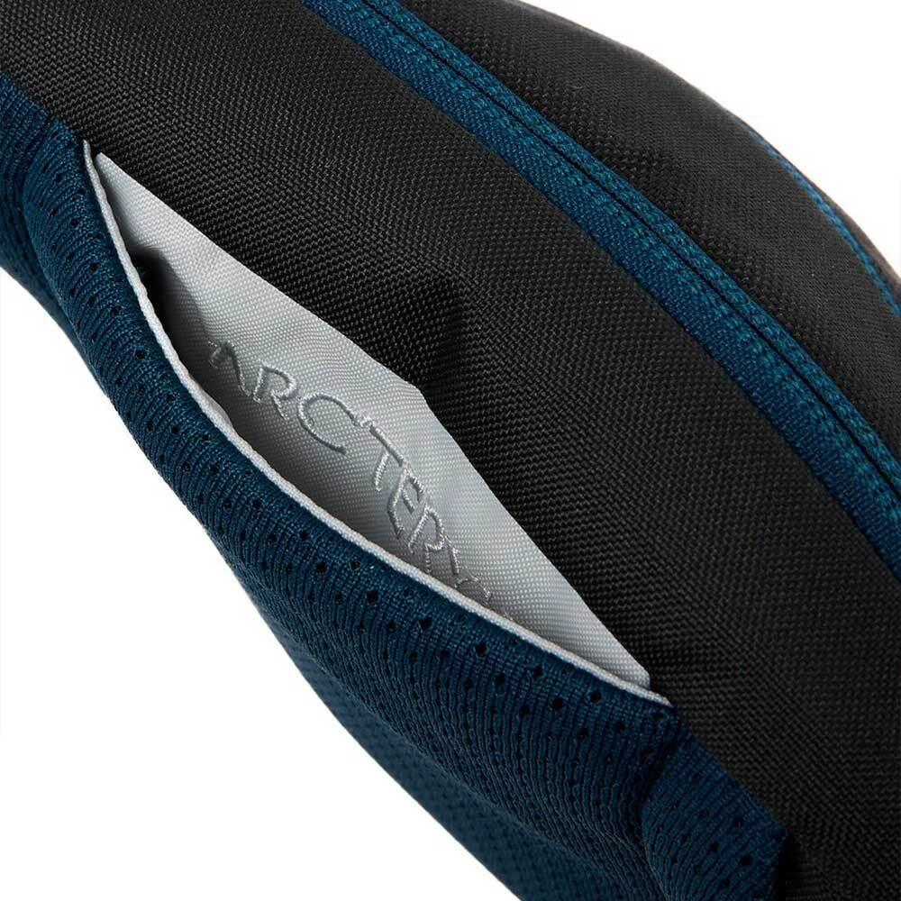 ARC`TERYX Mantis 1 Sling Bag Waist Pack Crossbody Black Men ABPFU09234 LOC