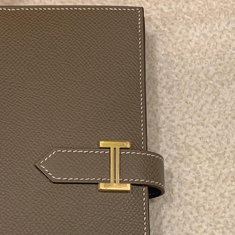 HERMES Etoupe Epsom Calfskin Béarn Long Wallet Gold Hardware