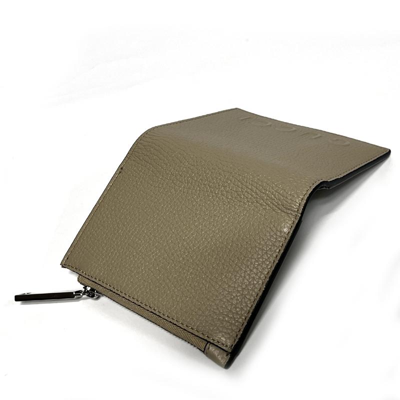 GUCCI Logo Leather Bifold Wallet Khaki Beige