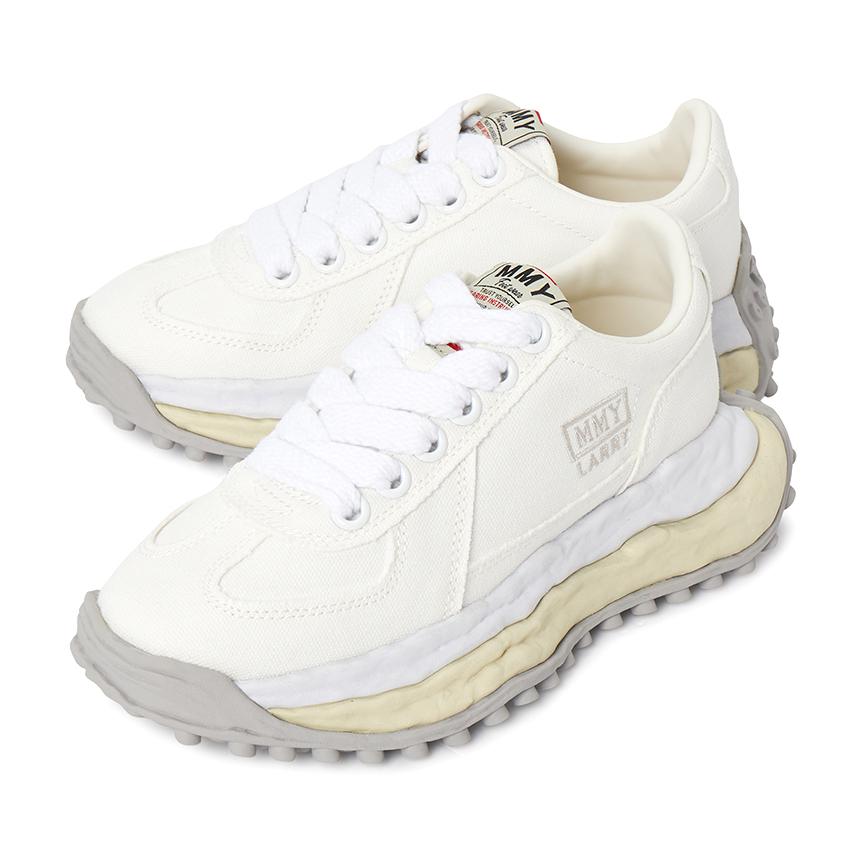 Maison Mihara Yasuhiro Larry Original Sole Unisex Low-Top Sneaker A14FW704 WHITE