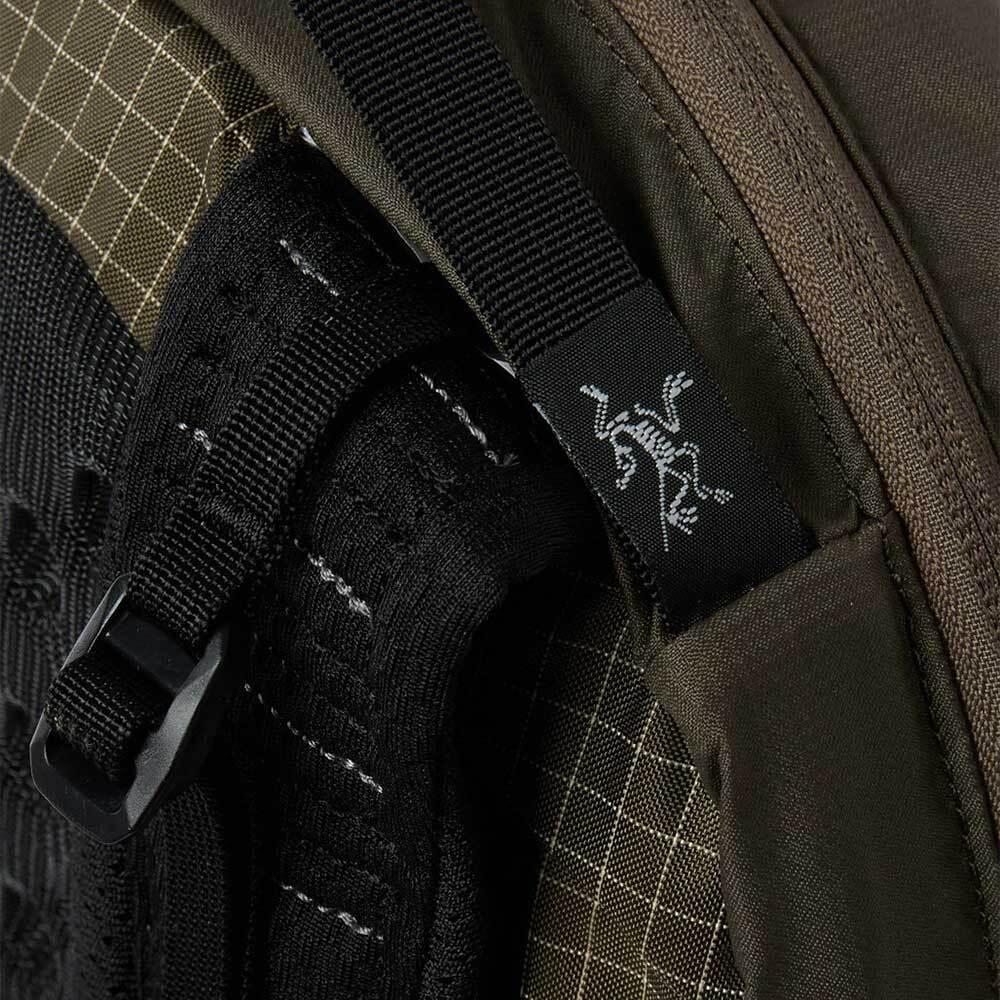 ARC`TERYX Aerios 18 Backpack Black Men’s ABQFU10704 MKD