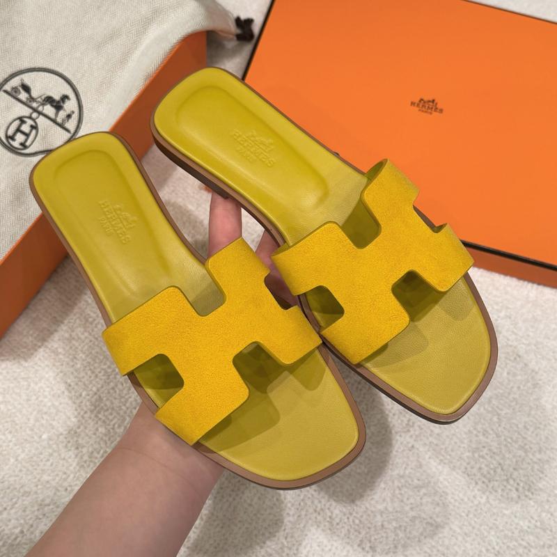 HERMES Suede Calfskin Oran Sandals Gold Yellow Women’s