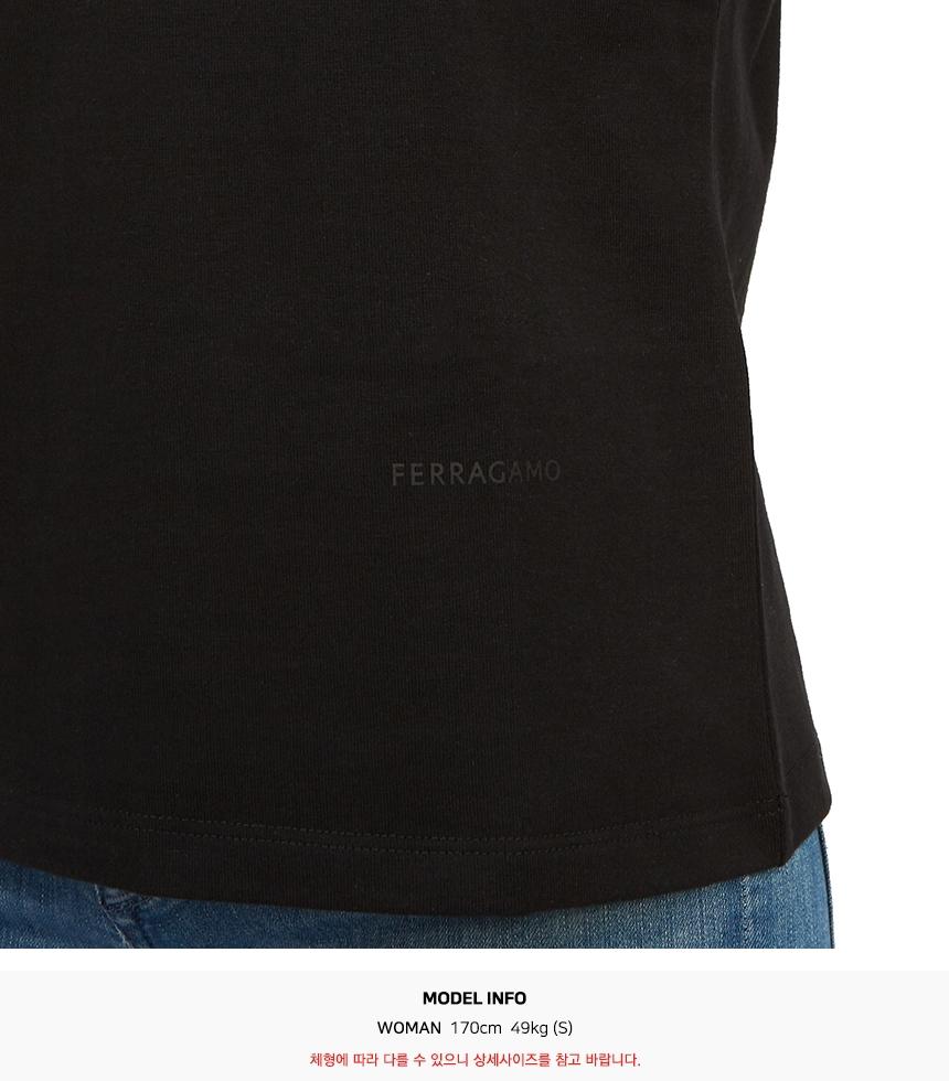 Ferragamo Women’s Short Sleeve T-Shirt Black 0765439