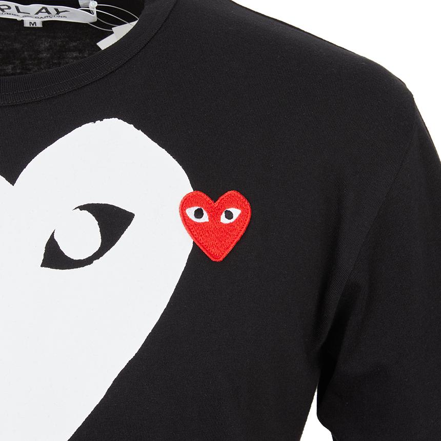 Comme des Garcons Unisex Red Heart Patch Short Sleeve T-Shirt AX T116 051 1