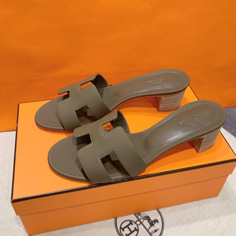HERMES Etoupe Epsom Calfskin Oasis Sandals Women