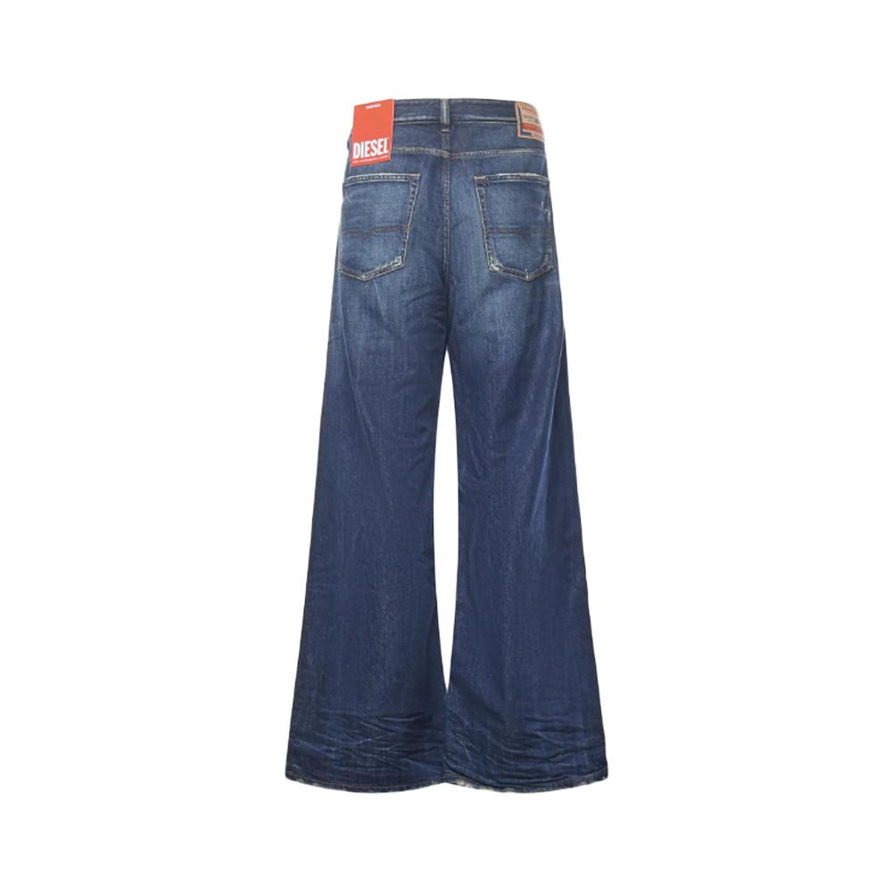DIESEL Blue Relaxed Low-Rise Wide Denim Shorts A06370 09M06 01