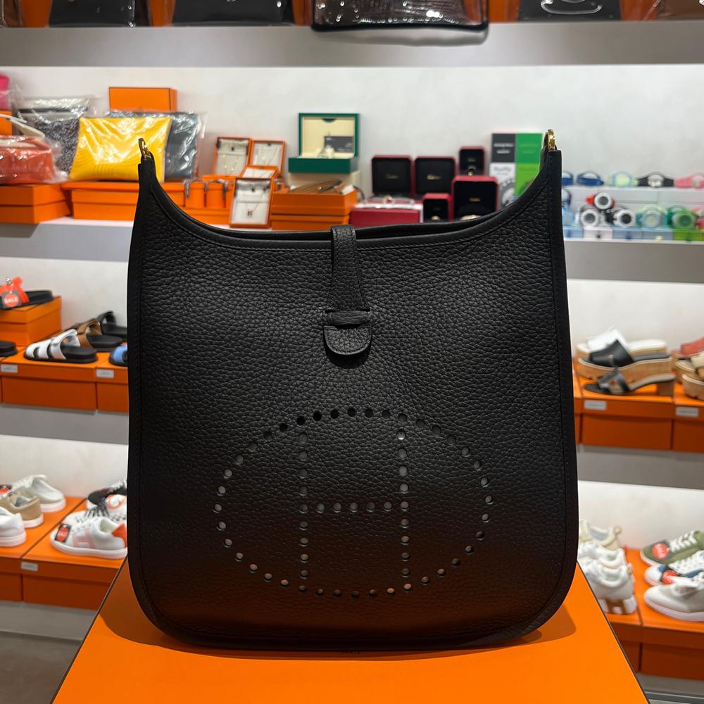 HERMES Clemence Leather Evelyne 29 Black Crossbody Bag Palladium Hardware