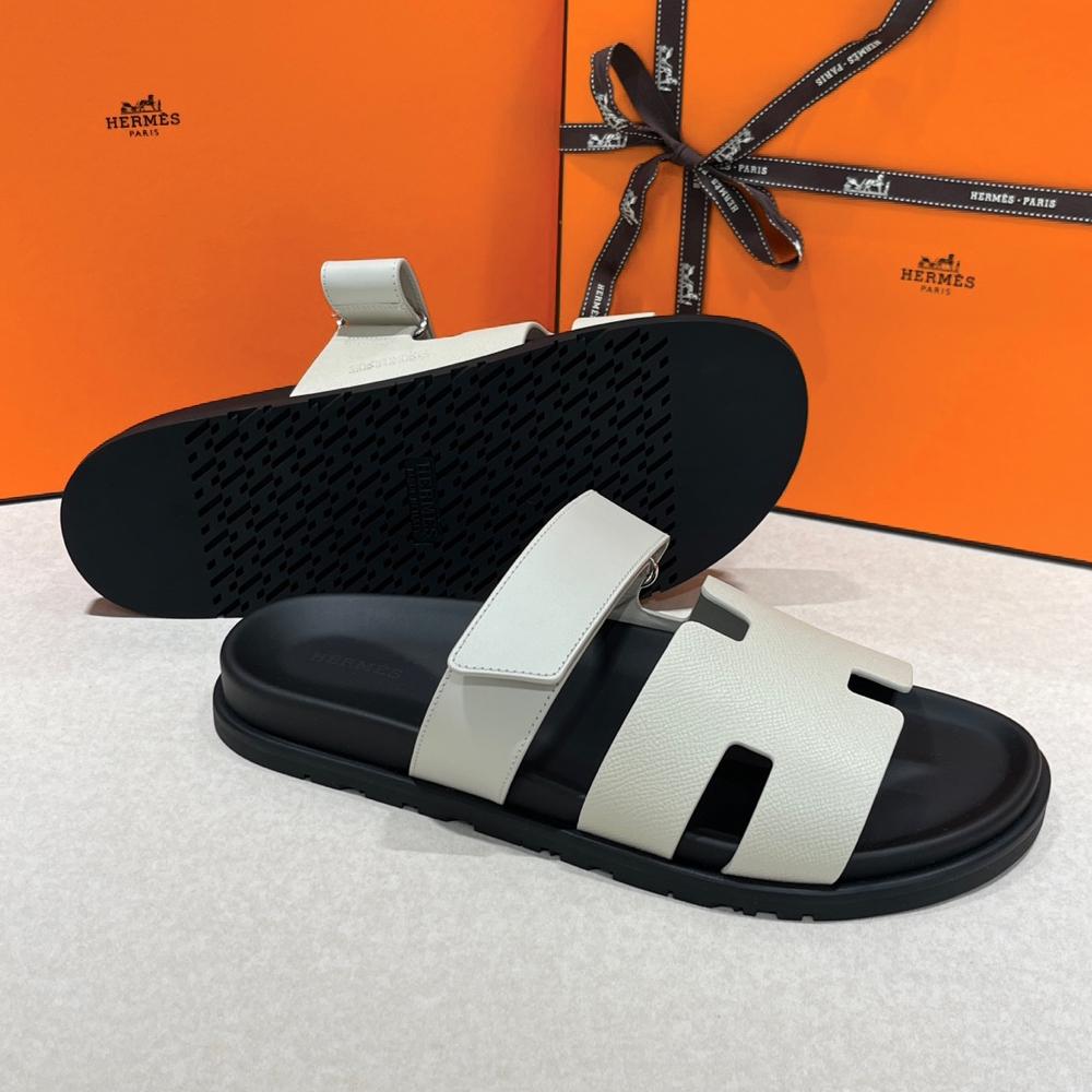 HERMES Mens Chypre Sandals Epsom Calfskin Light Gray