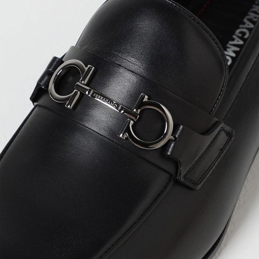 Ferragamo Gancini Ornament Leather Loafers Men’s Dress Shoes 029268 778978