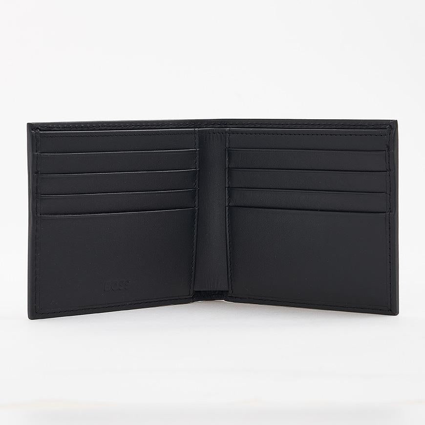 HUGO BOSS Men’s Logo Lettering Bifold Wallet 50548811 001