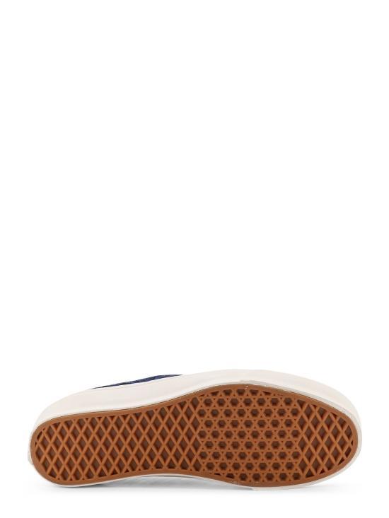 Vans Classic Low-Top Sneakers for Men VN000EFKBX91 DOM
