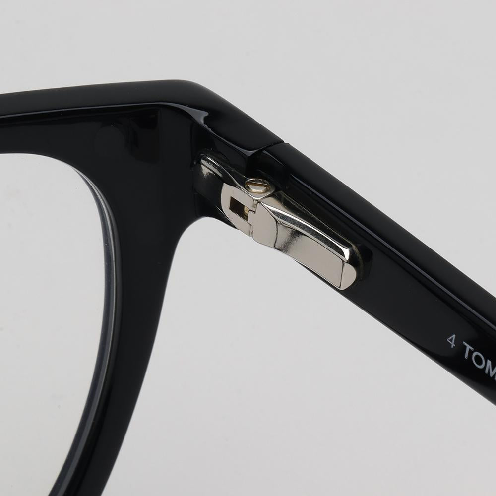 TOM FORD Clip-On Blue Light Blocking Eyeglasses Unisex Accessories TF5895 B 001