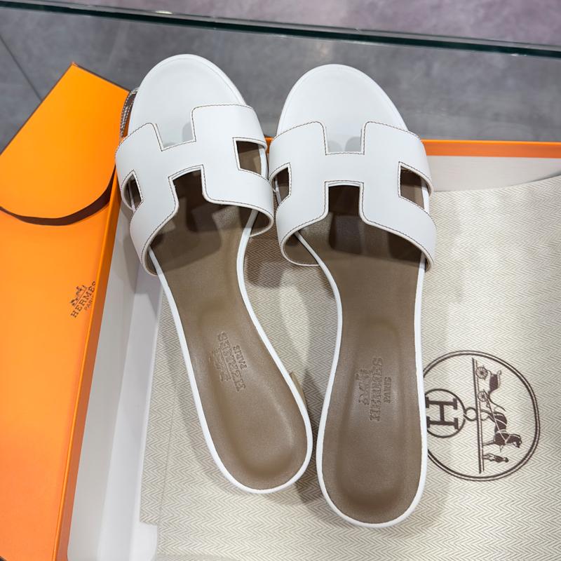 HERMES Oasis Sandals Calfskin Classic White Slippers Women