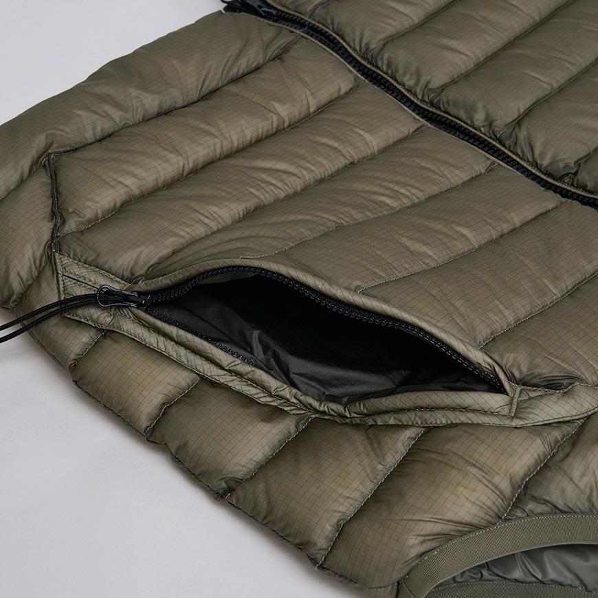 CP Company Men DD Shell Puffer Vest 19CMVE032A 110416A 356
