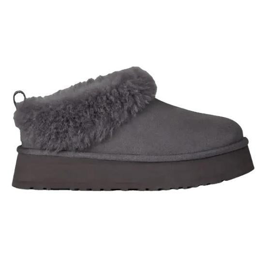 Ugg Classic Shearling-Lined Suede Ankle Boots 1171393 OBS DOM