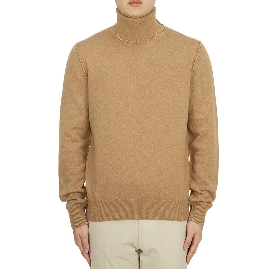 Maison Margiela Men’s Turtleneck Knit Sweater Ivory Wool