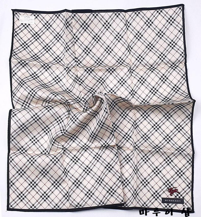BURBERRY Red Nova Check Cross Logo Petite Scarf Unisex
