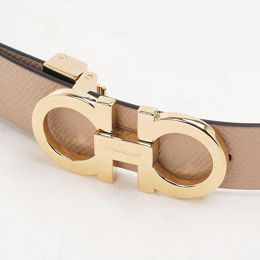 Ferragamo Women’s Reversible Gancini Belt Macadamia/Nero Leather