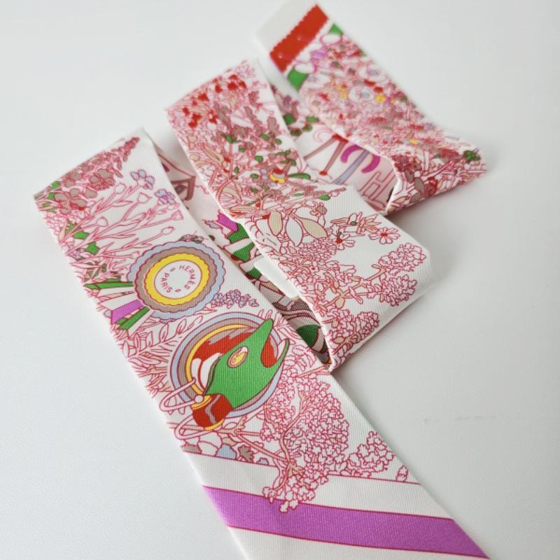 HERMES Pony Pit Stop Silk Scarf Women’s