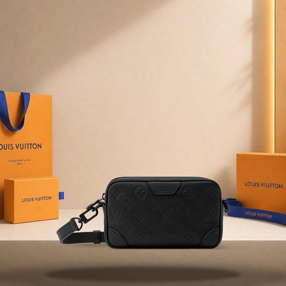 Louis Vuitton Trocadero Wearable Wallet Black Women’s Compact Wallet M26737