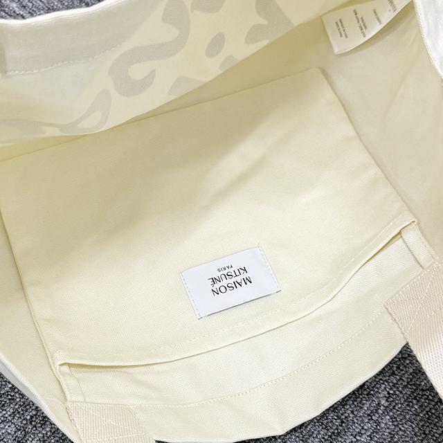 Maison Kitsune Handwriting Logo Ecru Canvas Tote Bag Unisex OW05124 WW9042 P700