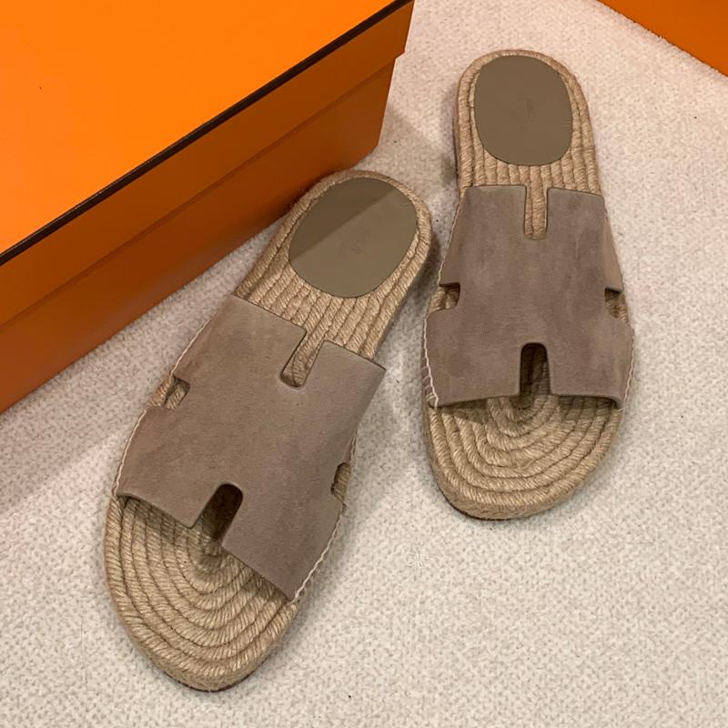 HERMES Men’s Goatskin Antigua Espadrille Slippers Brown