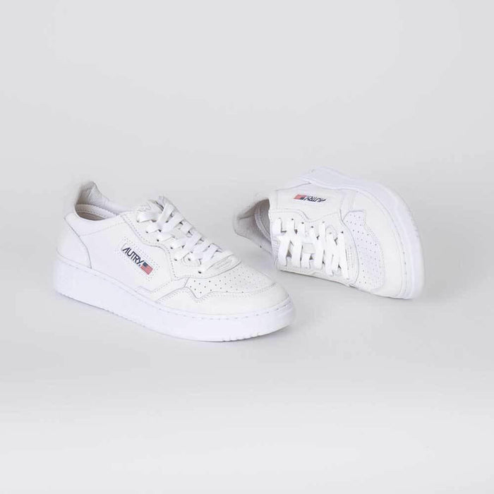 AUTRY Medalist Low Women’s Sneakers White Leather