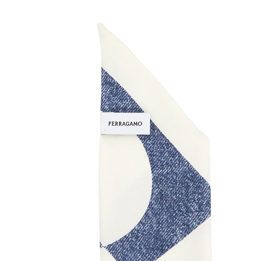 Ferragamo Women’s Silk Scarf 321116 0784122