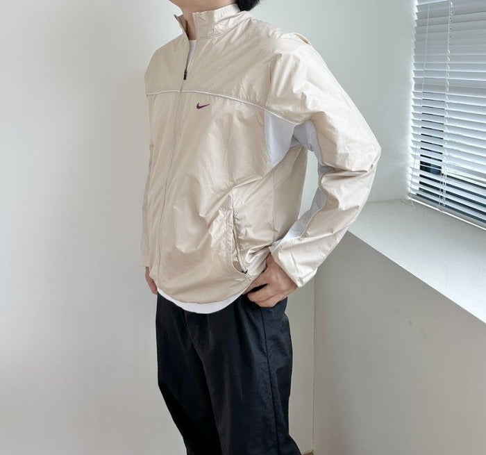 Nike Beige Running Windbreaker Jacket Mens Asian Fit Outerwear