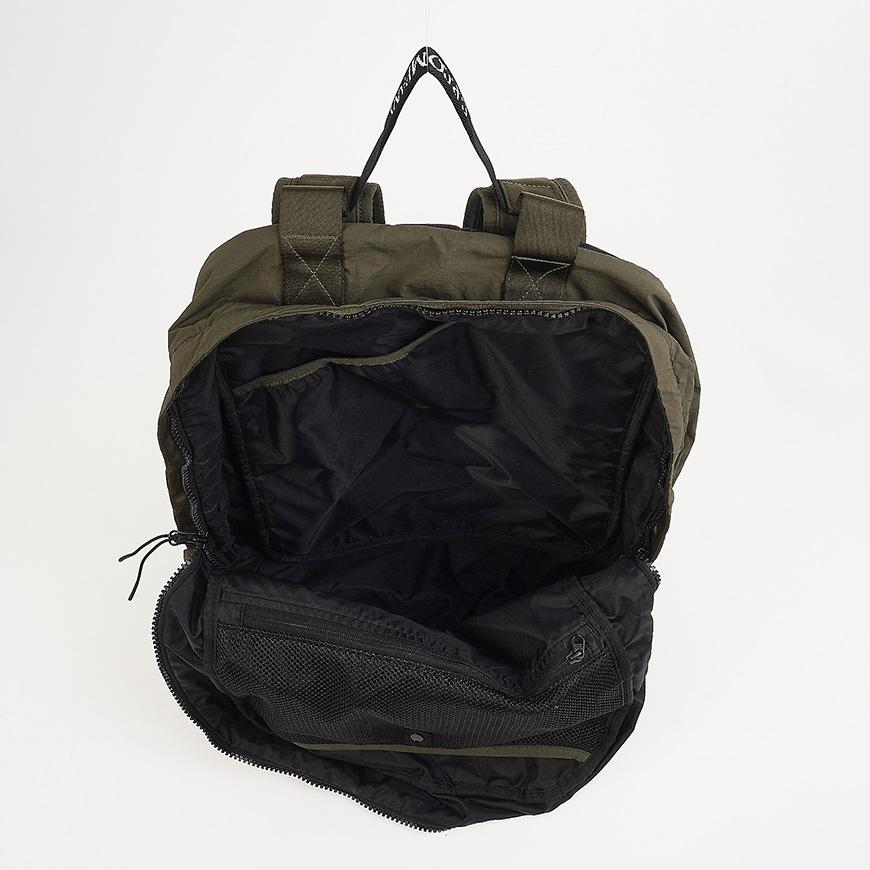 CP Company Paper-Touch Travel Backpack for Men 20CMAC268A 110188G 683