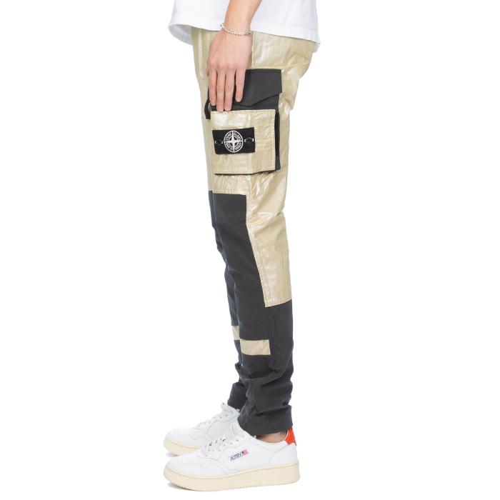 STONE ISLAND Nylon Metal Cargo Pants with Logo Patch 6915315M1 V0038