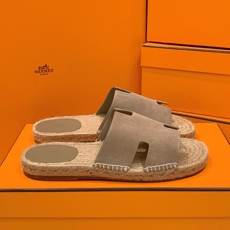 HERMES Men’s Goatskin Antigua Espadrille Slippers Brown