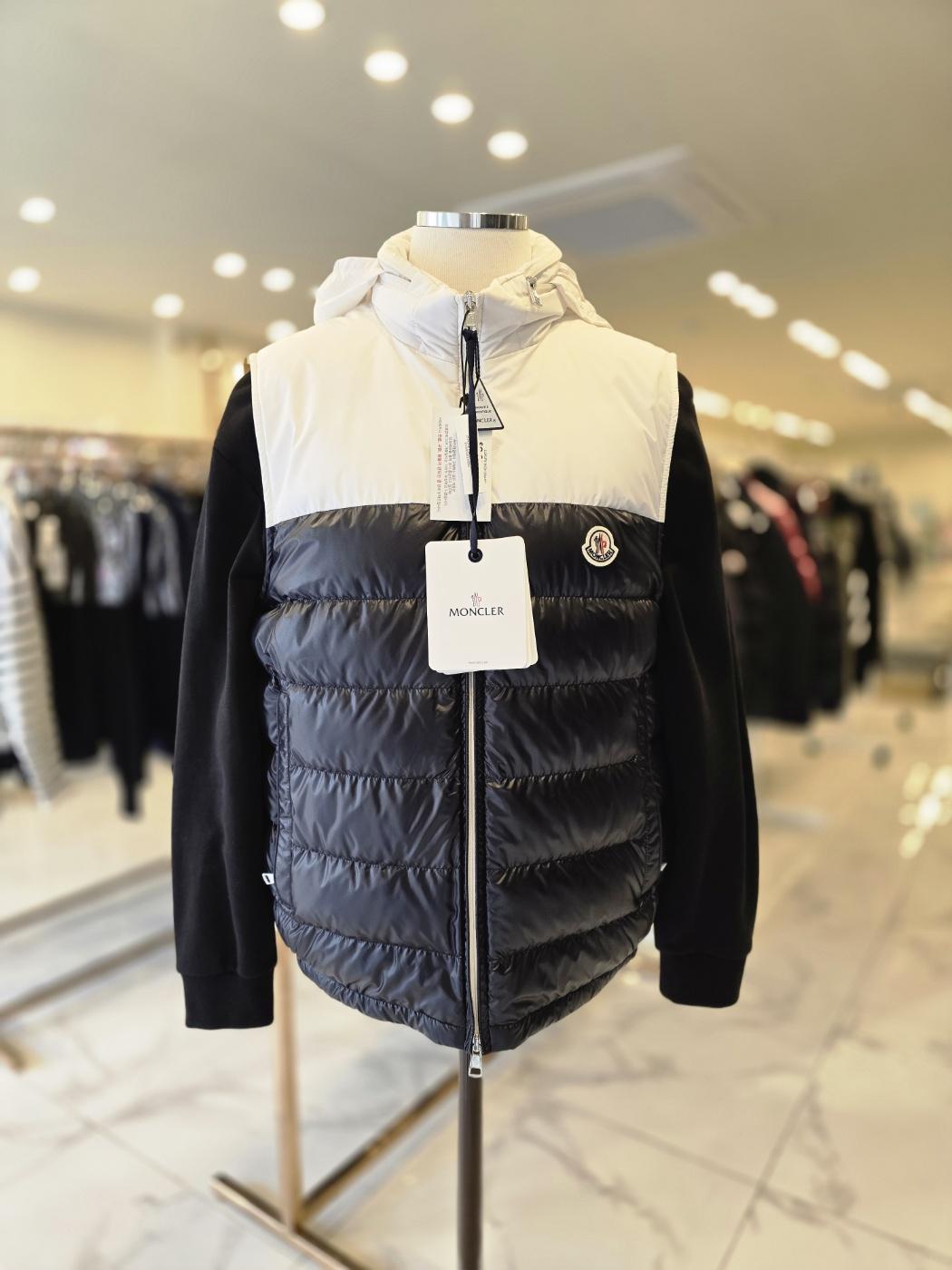 Moncler CERCES Puffer Down Vest for Men 1A00058 595ZJ778
