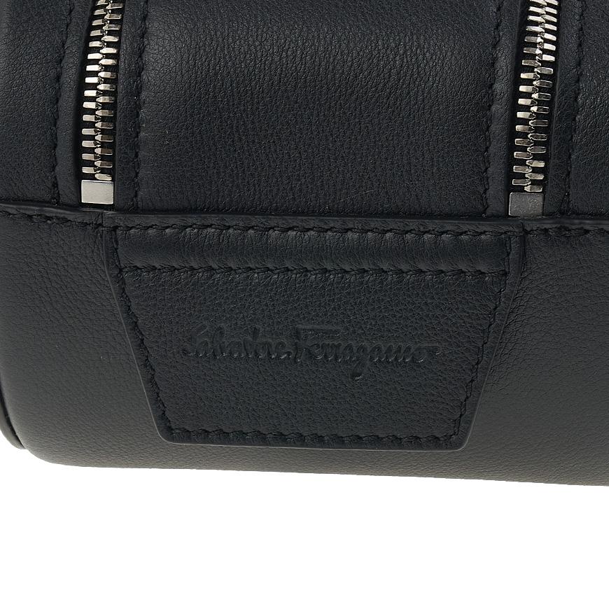 Ferragamo Women’s Double Gancini Pouch 24 1216 NERO 0757932
