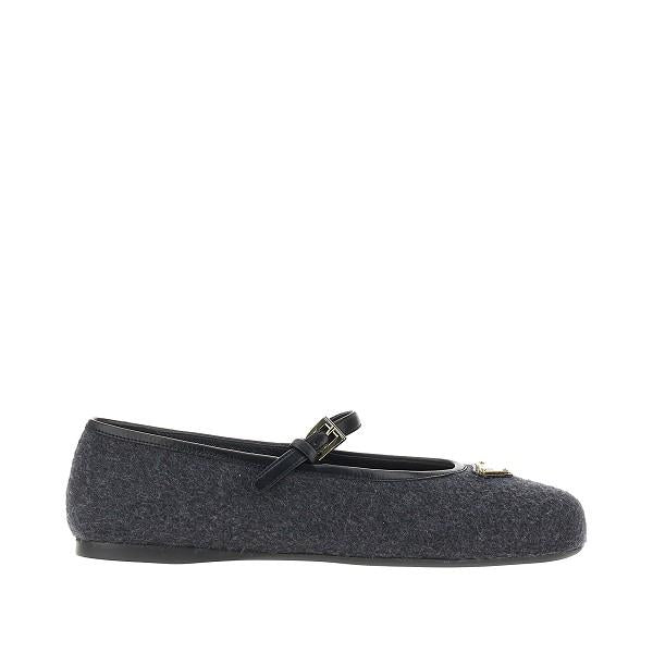 PRADA Black Leather Flat Shoes