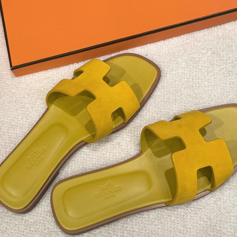 HERMES Suede Calfskin Oran Sandals Gold Yellow Women’s