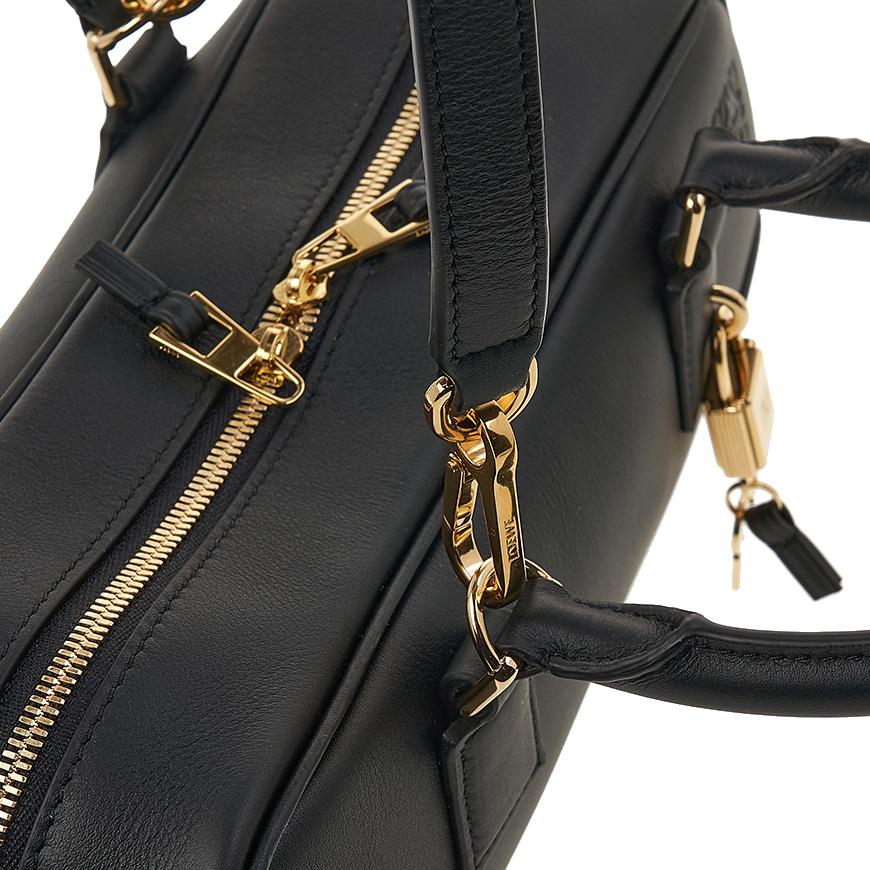 LOEWE Amazon 23 Women’s Tote Bag A039N23X01 1100