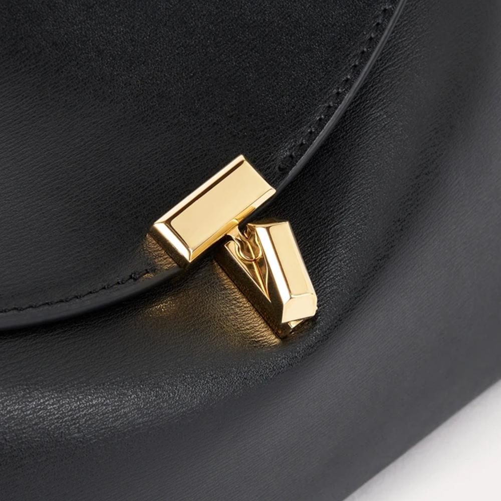 Toteme T-Lock Clutch Black Leather Shoulder Bag WLGBG419 LE0025 001