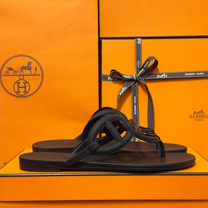 HERMES Egerie Jelly Shoes Black Sandals